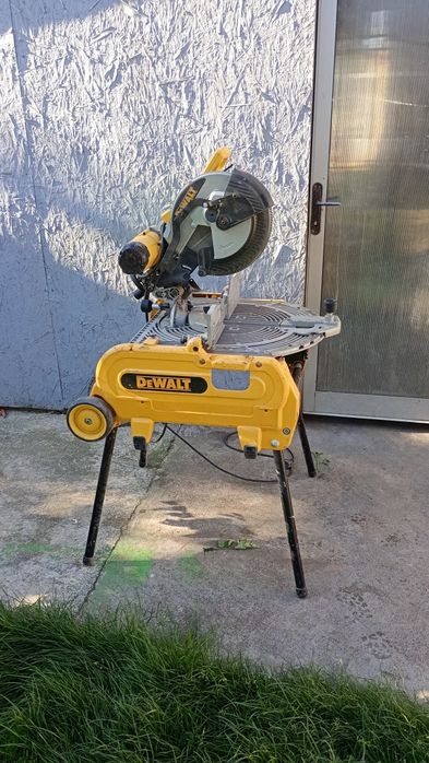 DeWalt , mașină de tăiat