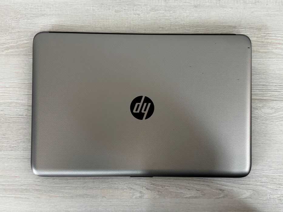 Ноутбук HP / Intel Pentium N3700 / 500GB HDD