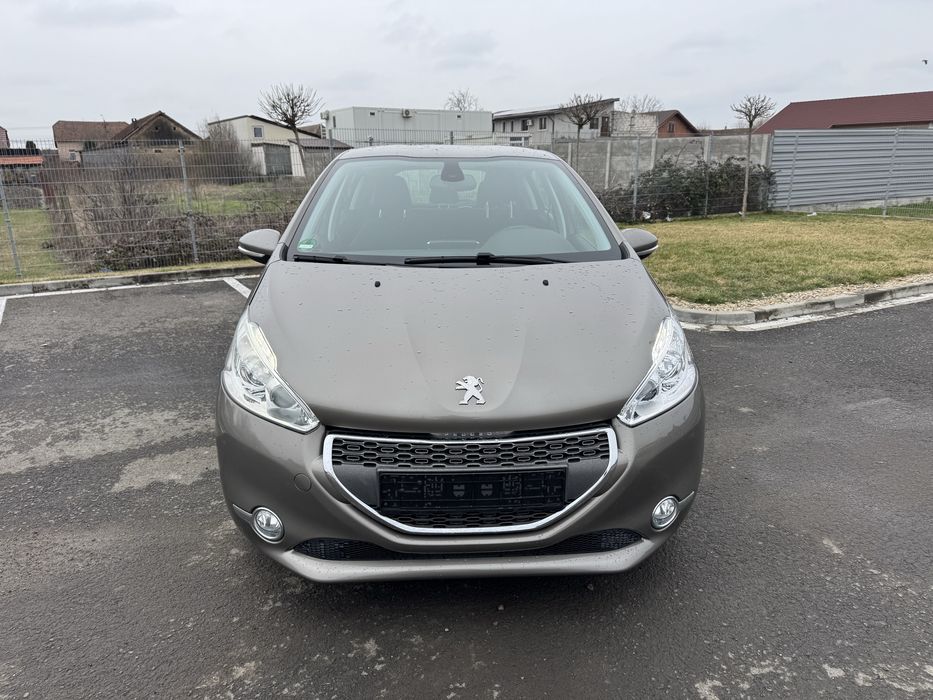 Peugeot 208 1.6 Benzina Euro5 Climatornic 119000Km