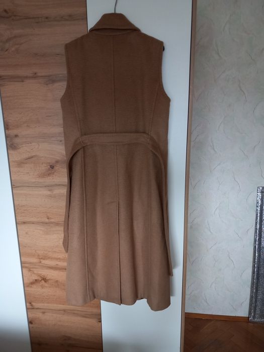 Палто, камилска вълна, Max Mara, Италия
