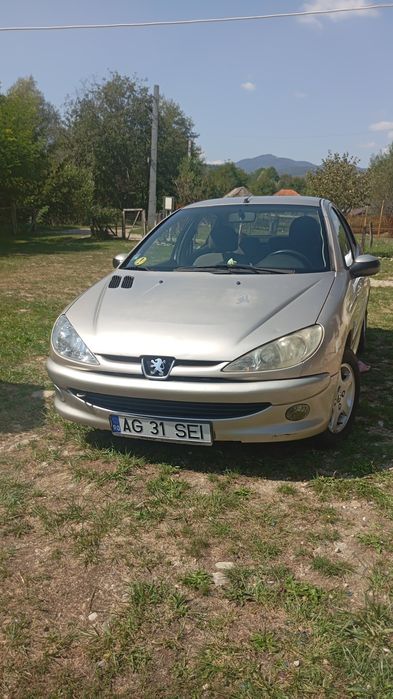 Peugeot 206 1.4 Benzină | 106.000 km | A/C |