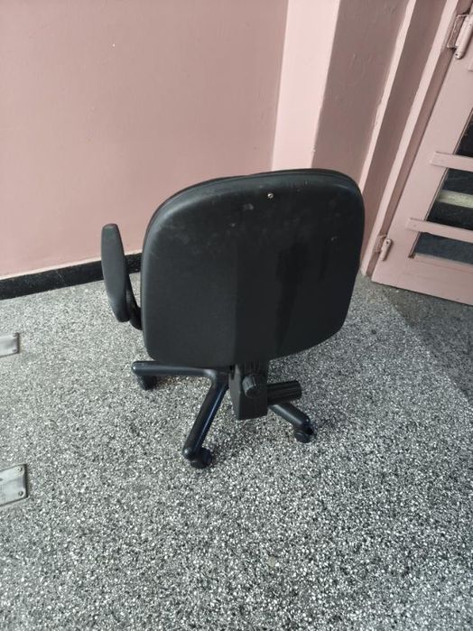 Офис стол,в добро състояние,