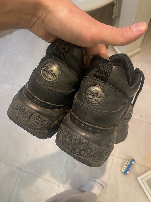 Обувки buffalo 44-45