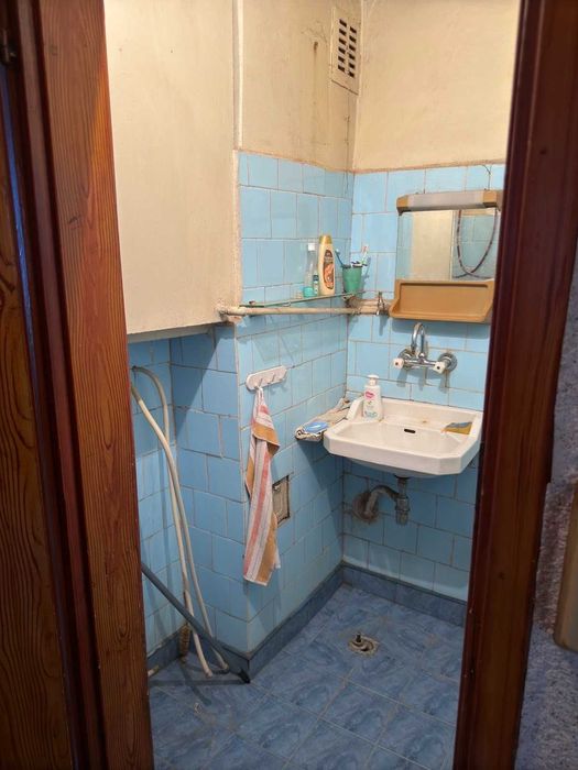 Продава се Двустаен апартамент в Карнобат - 64 кв.м за 704 €/кв.м - Снимка #17