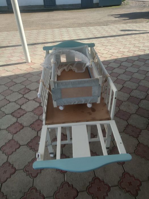 Продаётся детский манеж в хорошем состояний