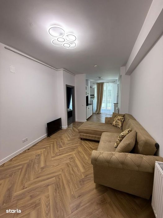 Taietura Turcului , 2 camere , Parcare exterioara — fotografia 3