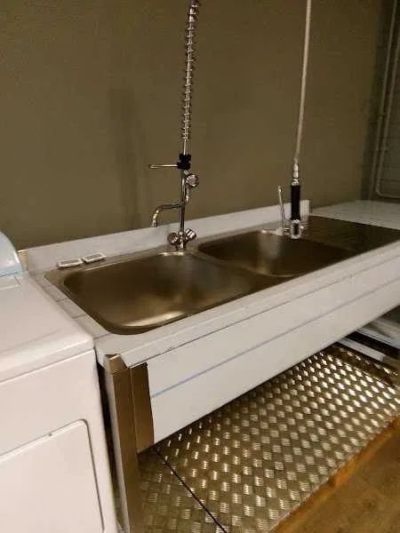 Mese de inox / mobilier inox / hote de inox