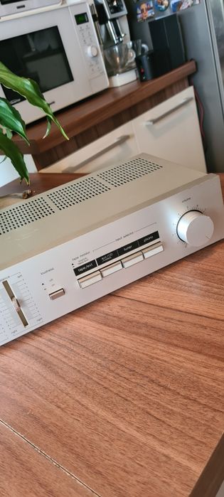 Technic SU- Z15,un amplificator Hifi foarte elegant