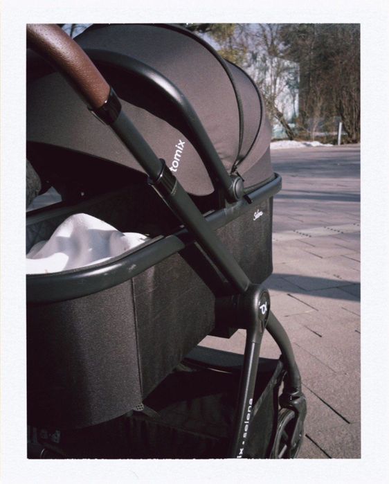 Продам Коляску Tomix