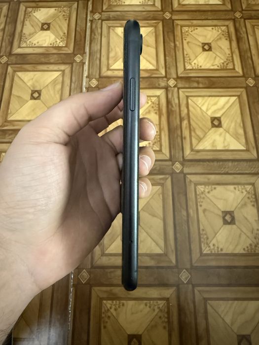Iphone Xr 64 GB Sim