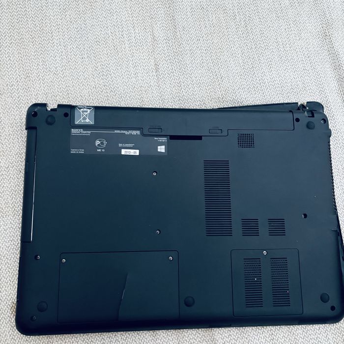ноутбук Sony модель SVF152A29V на запчасть .
