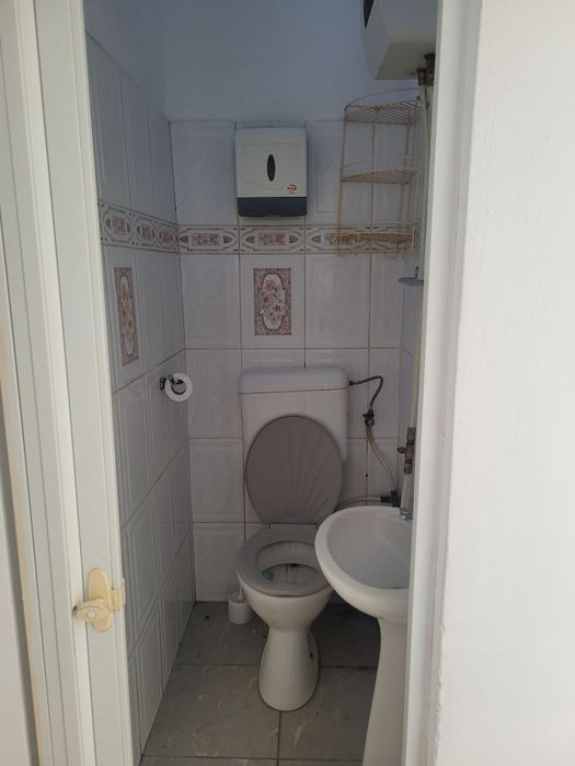 Vand spatiu comercial in zona garii