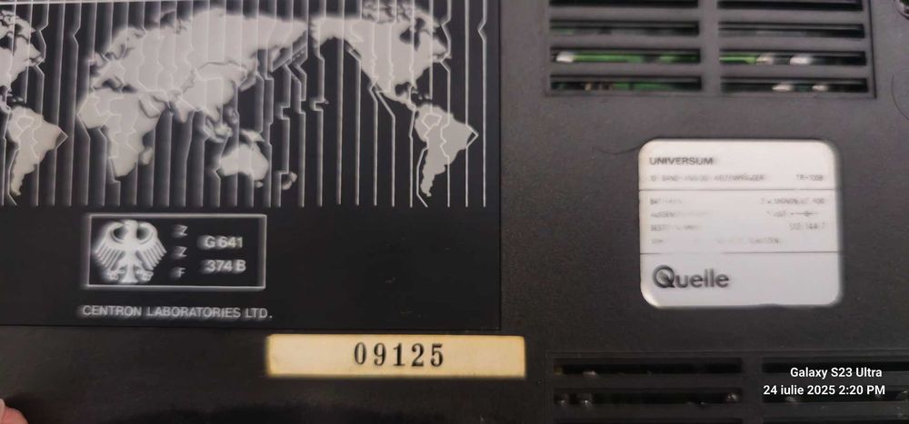 Radio portabil UNIVERSUM