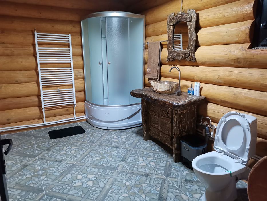Vand Casa, pensiune, cabana ecologica de lux