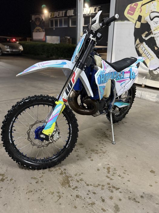 Ендуро Мотор Husqvarna te300