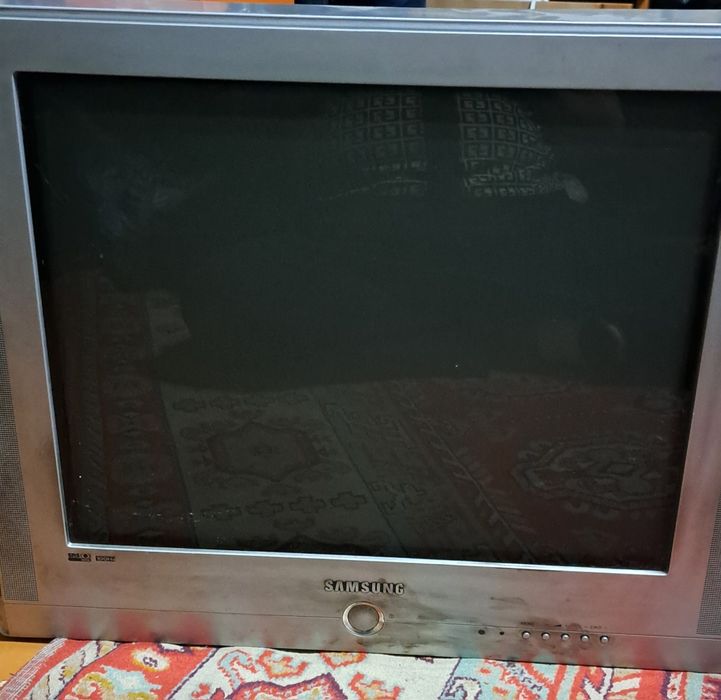 Телевизор Самсунг