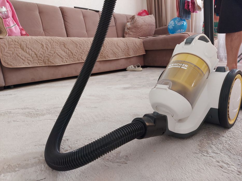 Продаётся пылесос Karcher