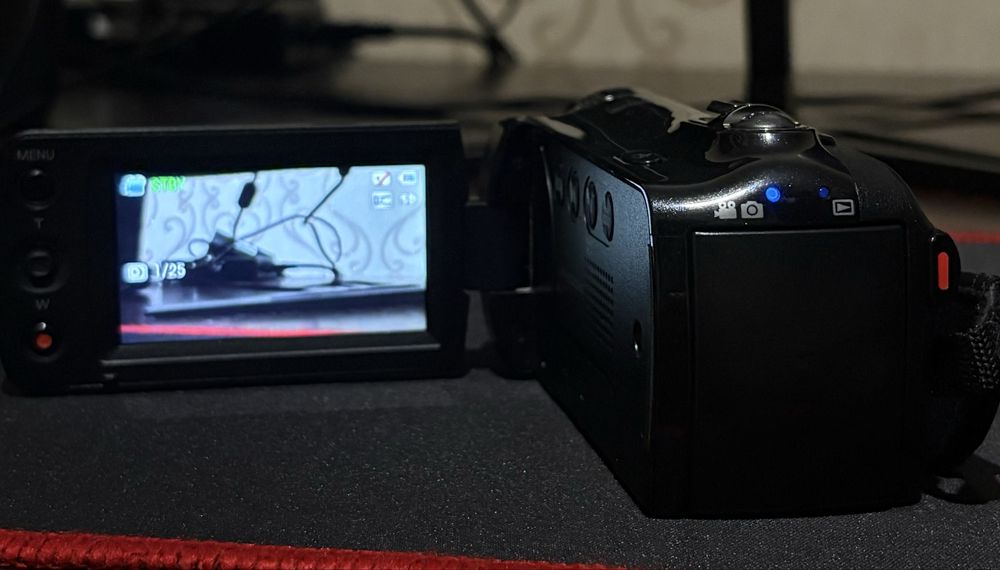 Видеокамера samsung