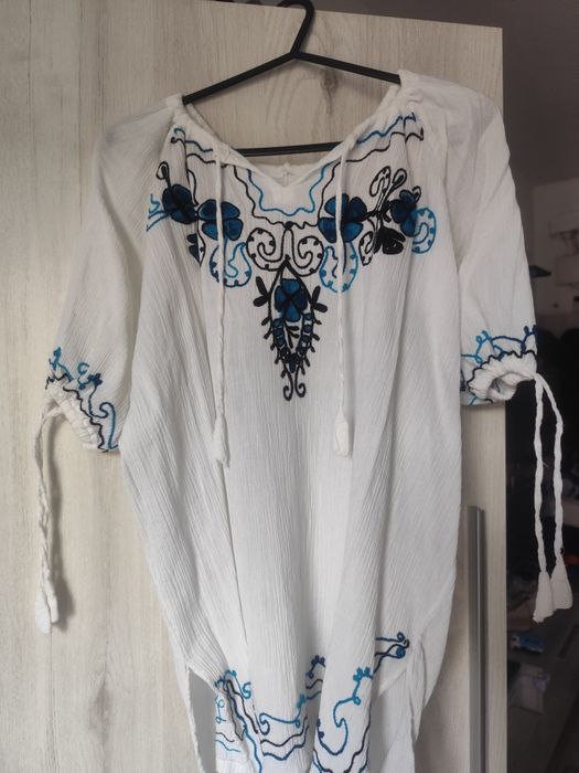 Cămăși de zi cu zi ,Mărime XL, 80 lei bucata