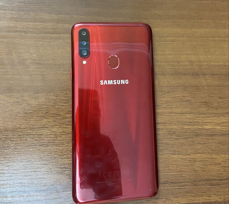 Продам телефон в хорошем состояний