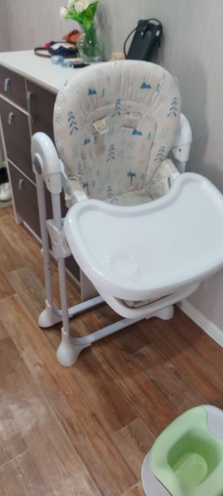 Стул детский для кормления