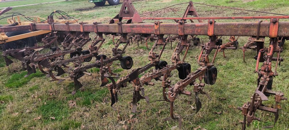 Култиватор окопен домати