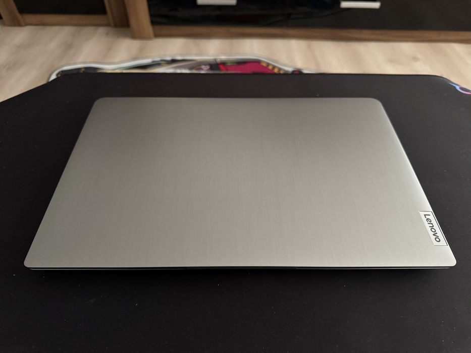 Lenovo IdeaPad 3 RYZEN 5, 16GB Ram 512SSD