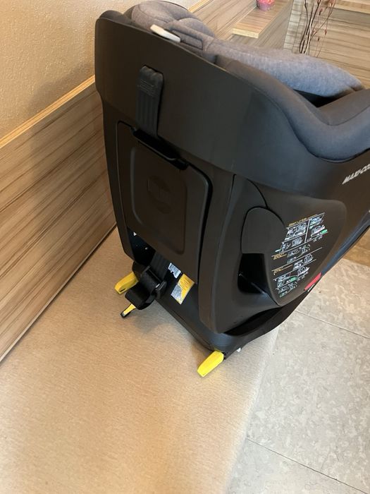 Снолче за кола. Maxi Cosi