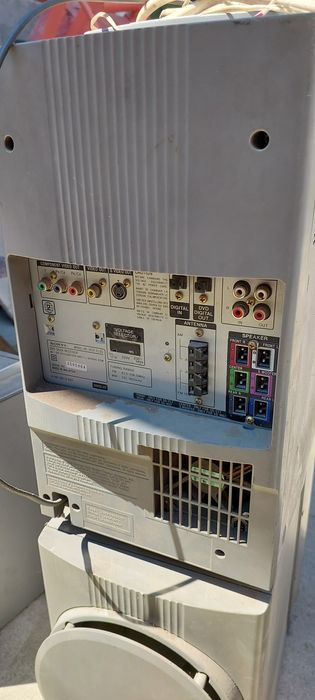 Музыкальный центр