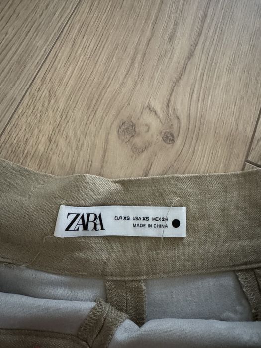 Pantaloni Zara cu broderie, XS