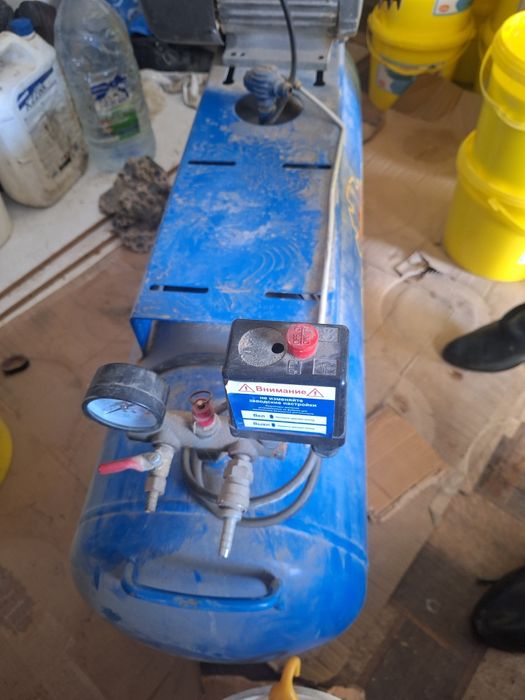 Компрессор почти новый