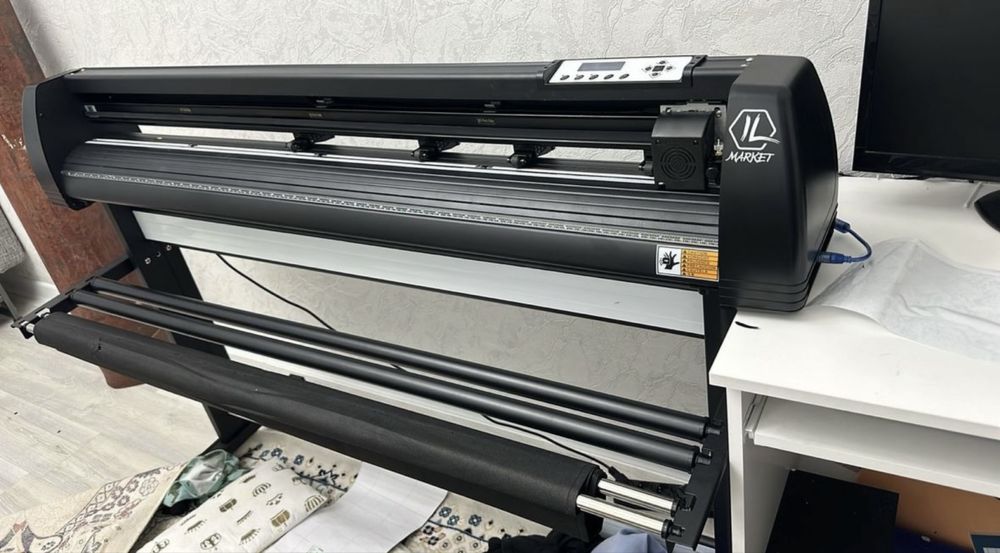 Продам новый плоттер