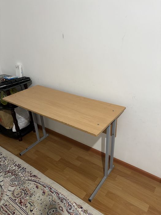 продам стол, парта