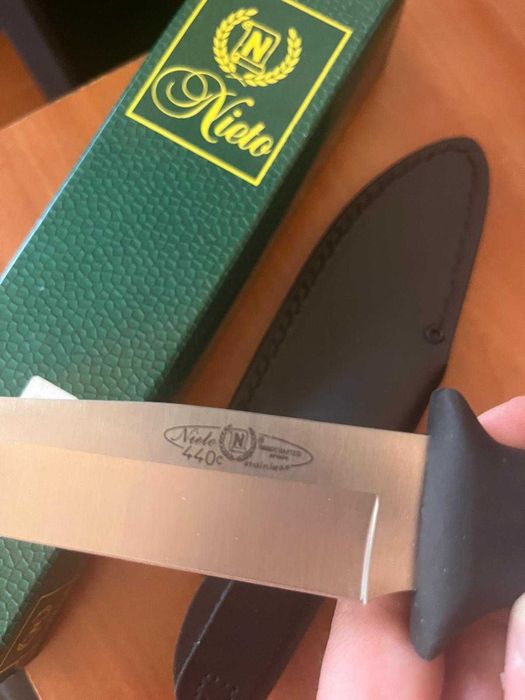 Cutit cu teaca Nieto Spania