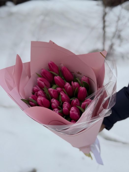 Тюльпаны на 8 март