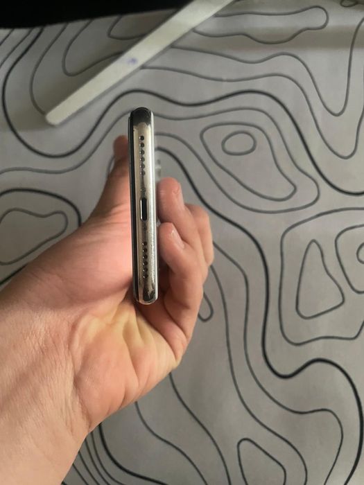 Iphone x в идеале обмен на se 2 , xr