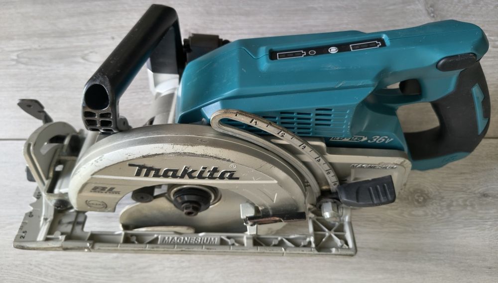 Makita DRS780 2x18V circular de mana