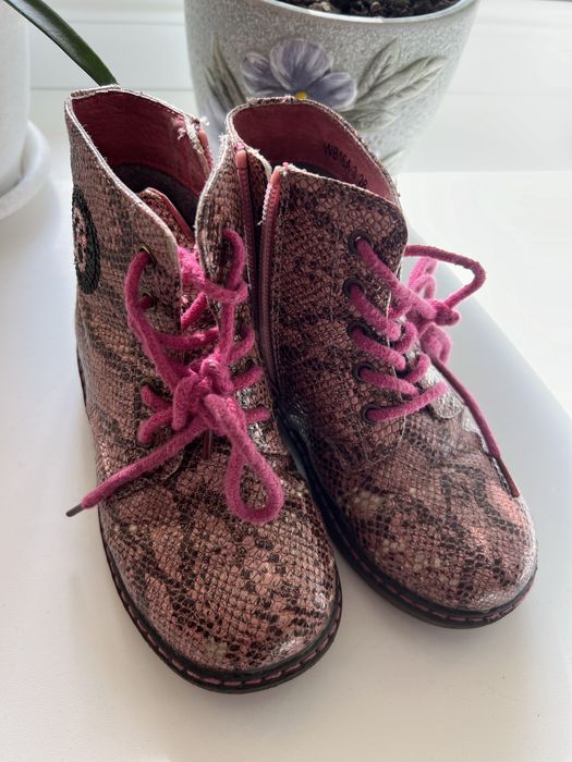 Сапоги демисезон на девочку