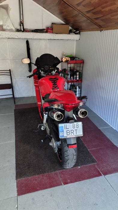 Honda vfr 800 vtec