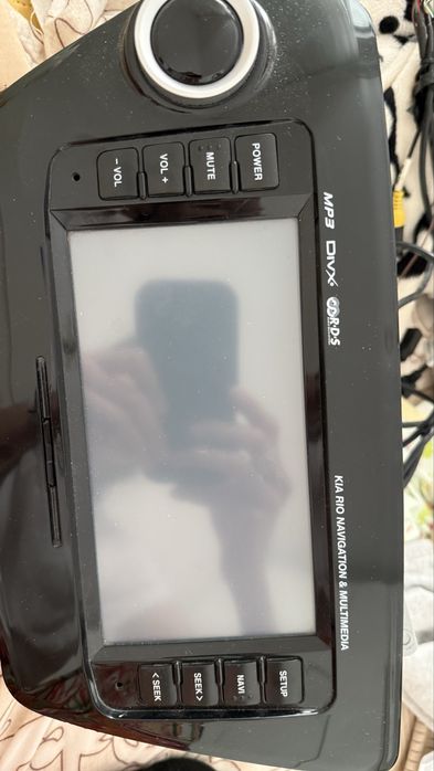 Экран для задней камеры