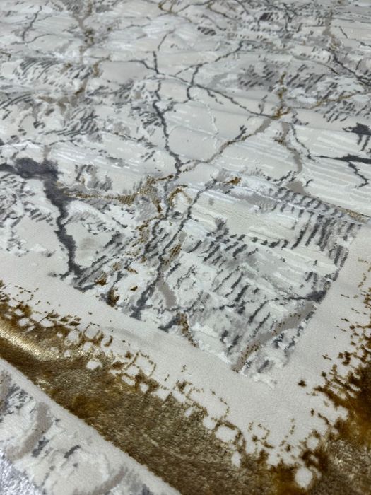 Продается новый ковер Valentino