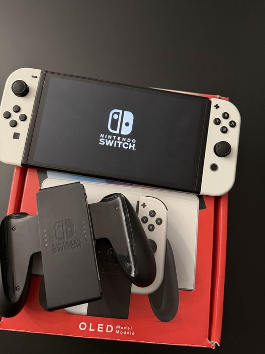 Nintendo Switch Oled , white edition, stare ca nou !!