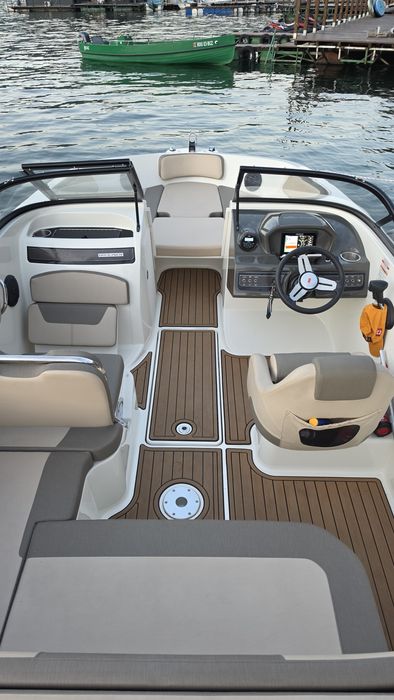 Barca Bayliner VR 5 E