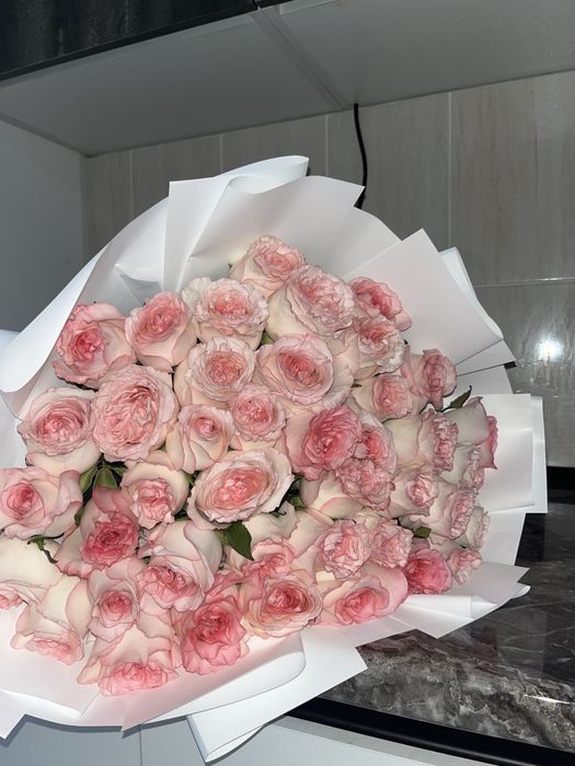 Роза букет свежая