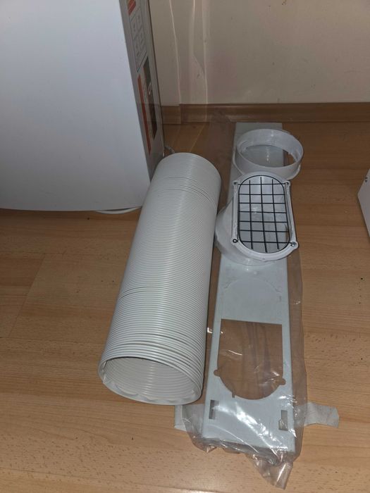 Мобилен климатик 12ка.Whirlpool PACW212CO – 12000 BTU...като нов