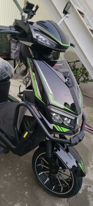Продаётся электронный скутер. 1000$