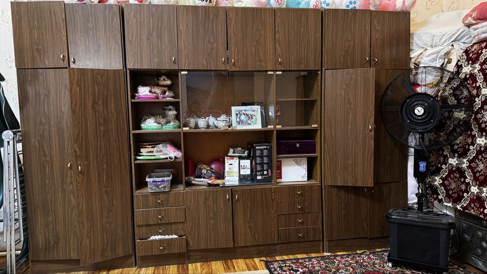 Продается стенку