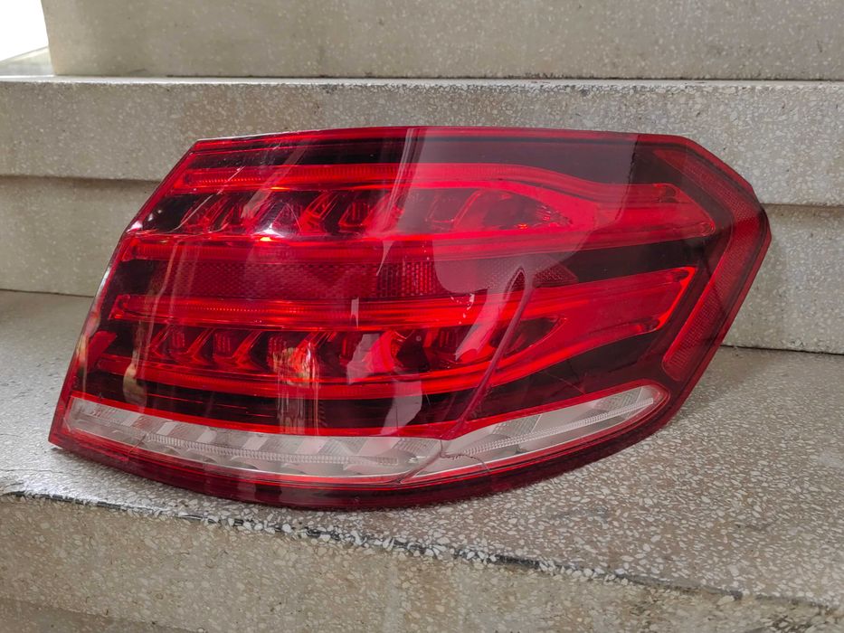 Стоп Mercedes W212 E-Classa LED десен / Стоп Мерцедес 212 Е класа Оригинален