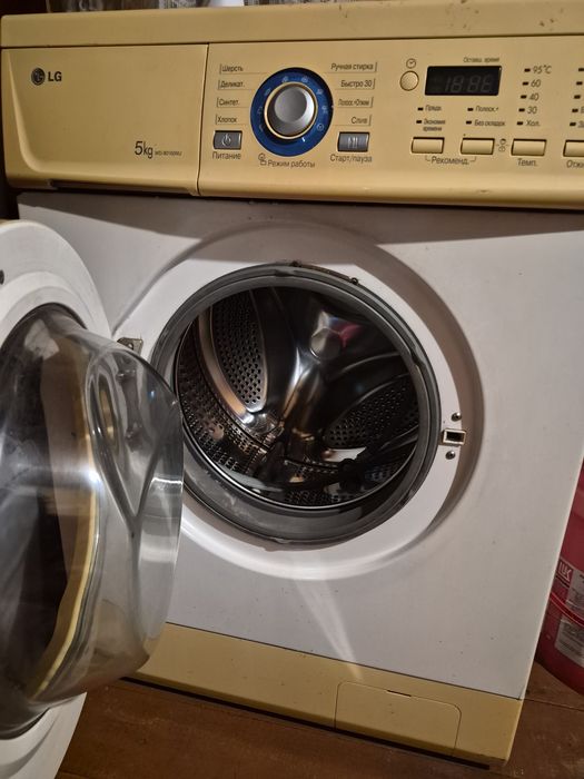Продам машинку автомат