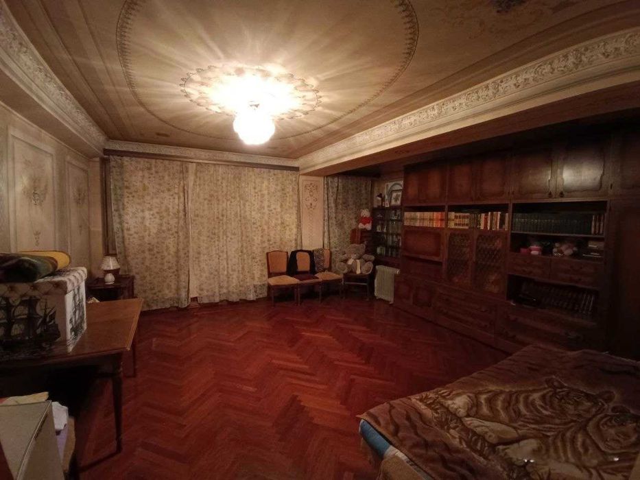 Буюк ипак йули метро 4/6/9 спец план 140м²